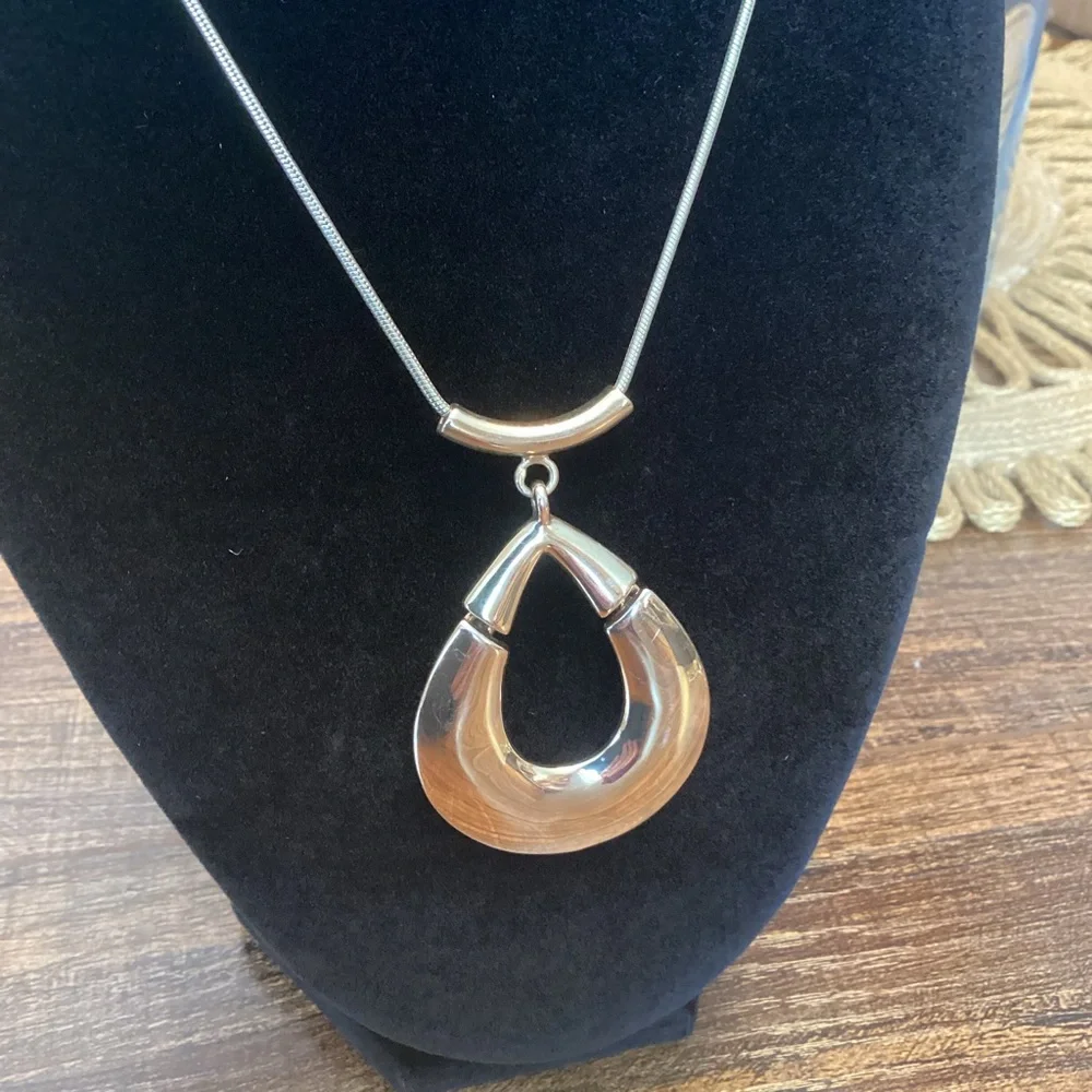 Gold Tone Abstract Teardrop Pendant Necklace on‎ a Snake Chain